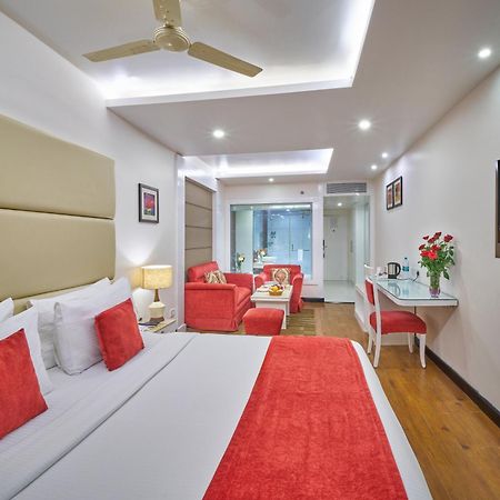 Hotel Hindusthan International, 부바네스 외부 사진