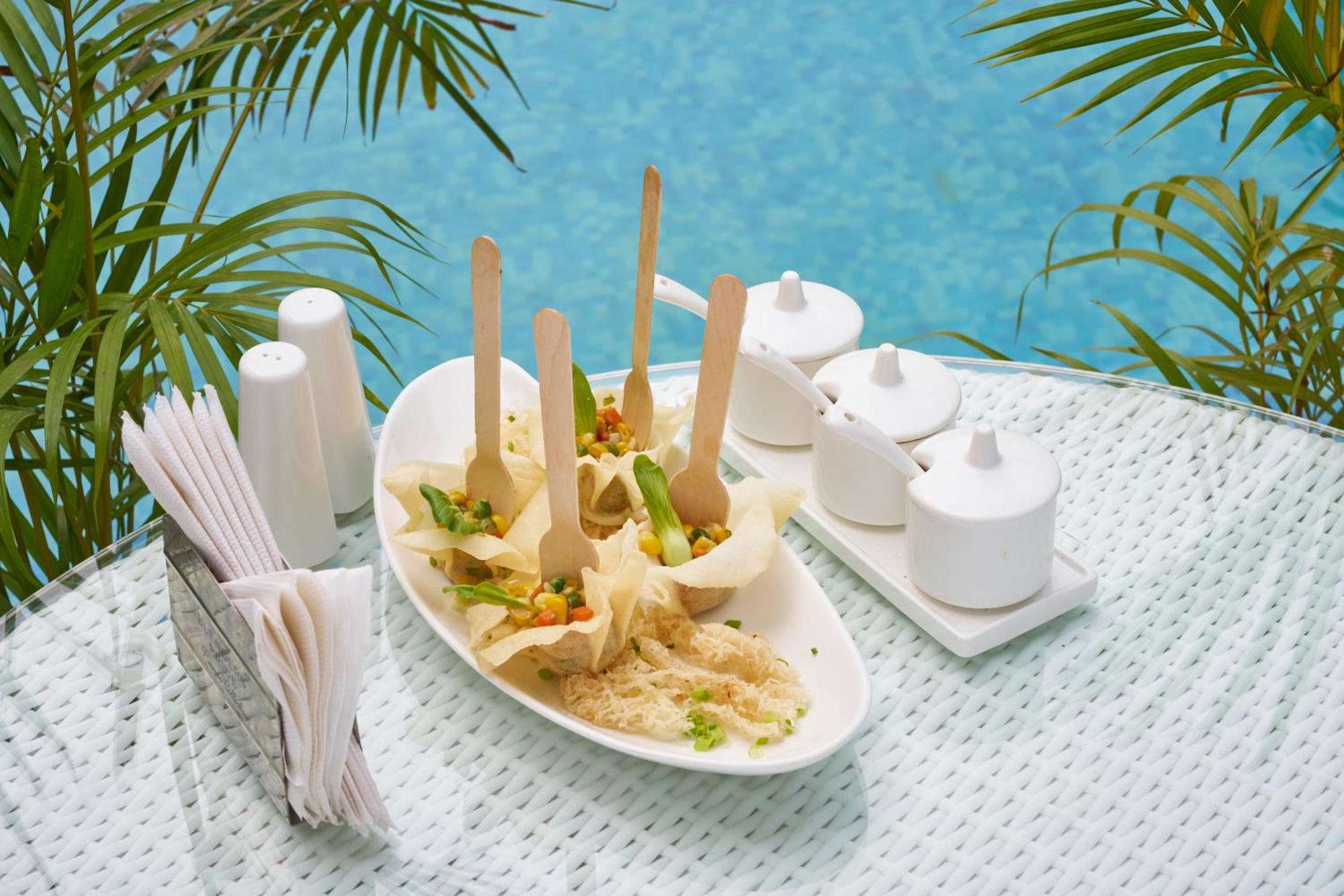 Hotel Hindusthan International, 부바네스 외부 사진