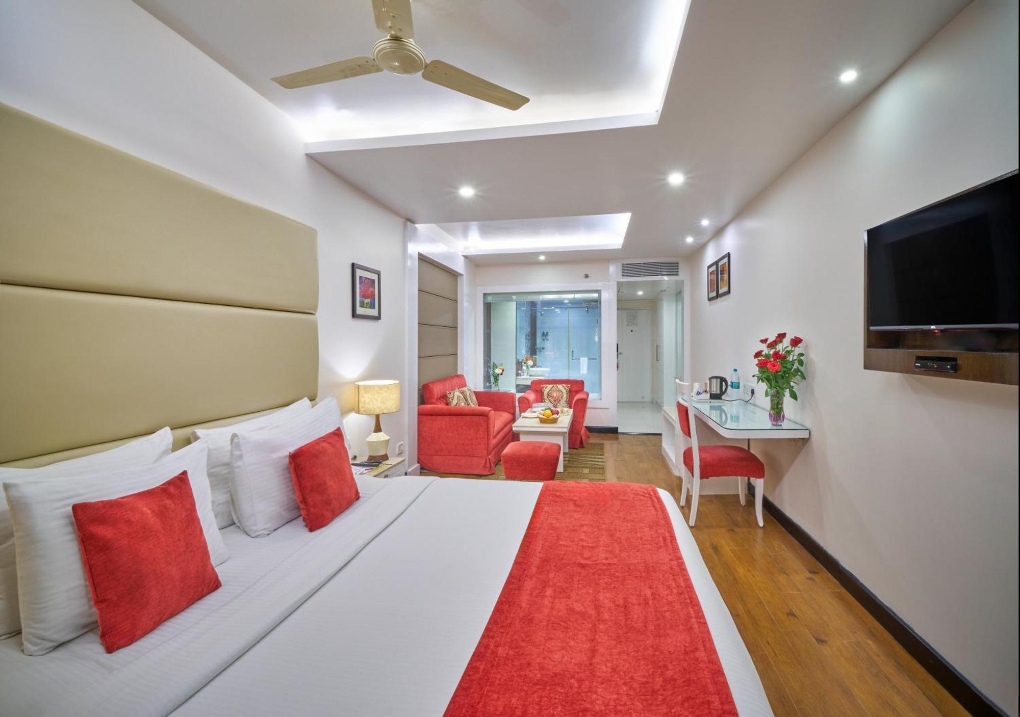 Hotel Hindusthan International, 부바네스 외부 사진