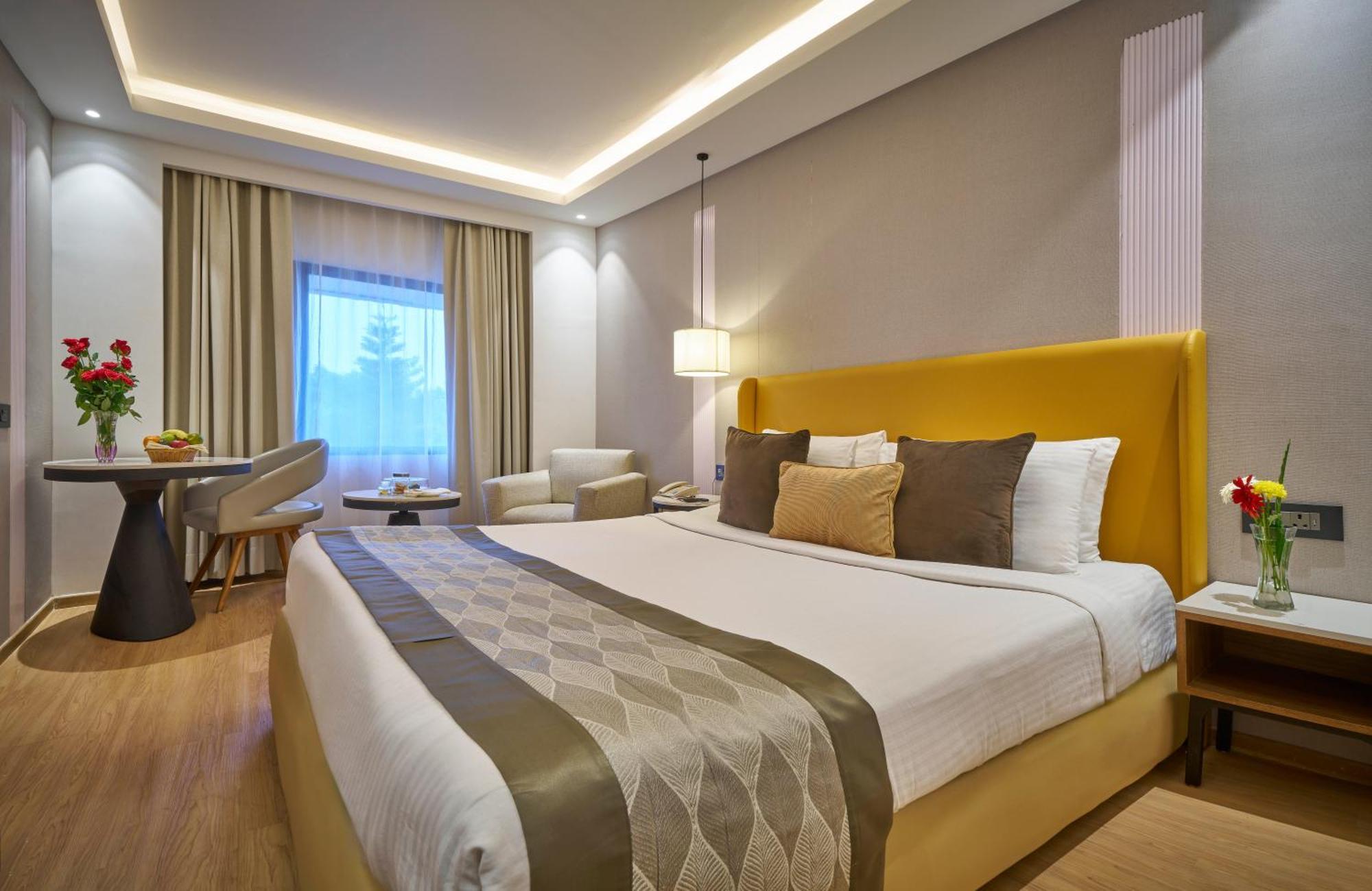 Hotel Hindusthan International, 부바네스 외부 사진