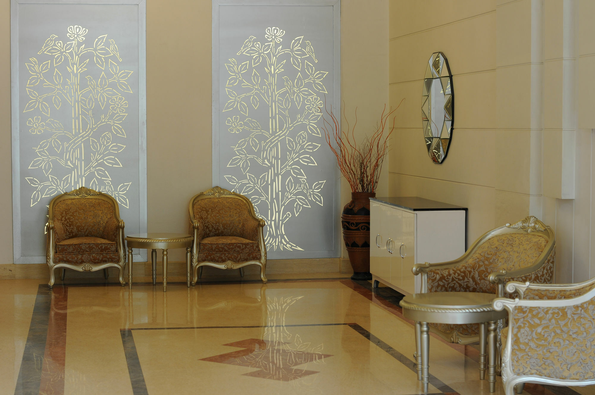 Hotel Hindusthan International, 부바네스 외부 사진