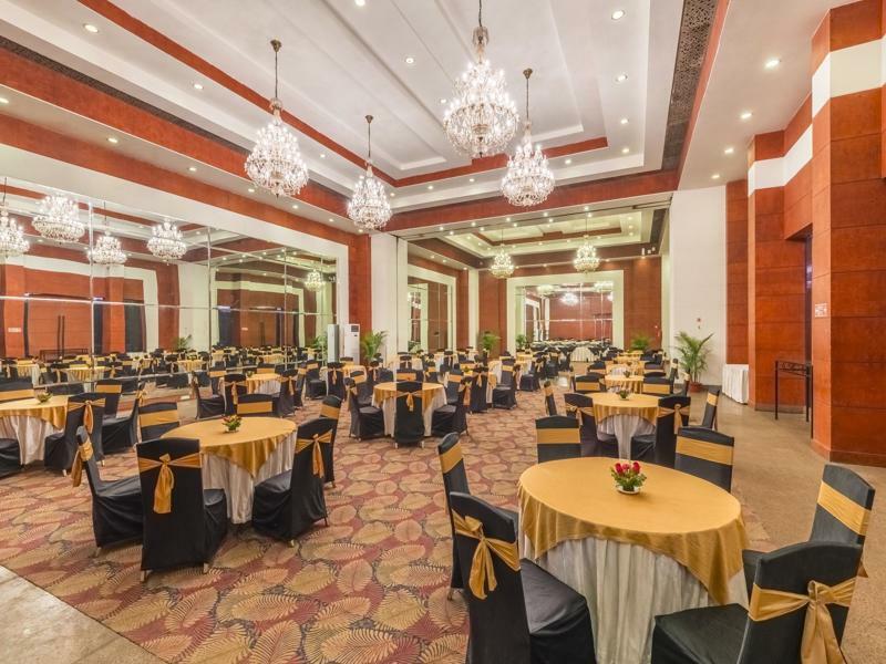 Hotel Hindusthan International, 부바네스 외부 사진